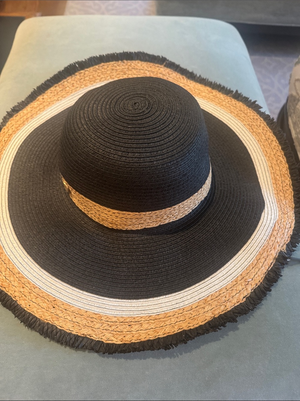 Vince Camuto Black Wide-Brim Straw Hat with Tan and Cream Trim Adjustable NWT